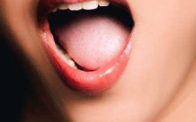 Got Bad Breath? Try to Clean Your Tongue